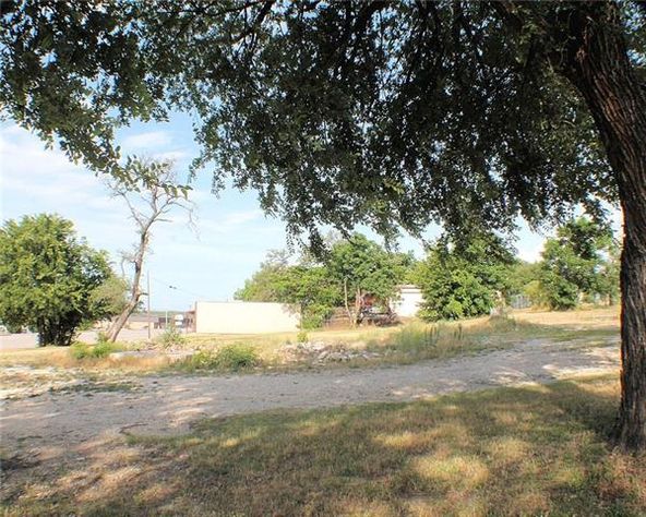 506 SW Big Bend Trl, Glen Rose, TX 76043